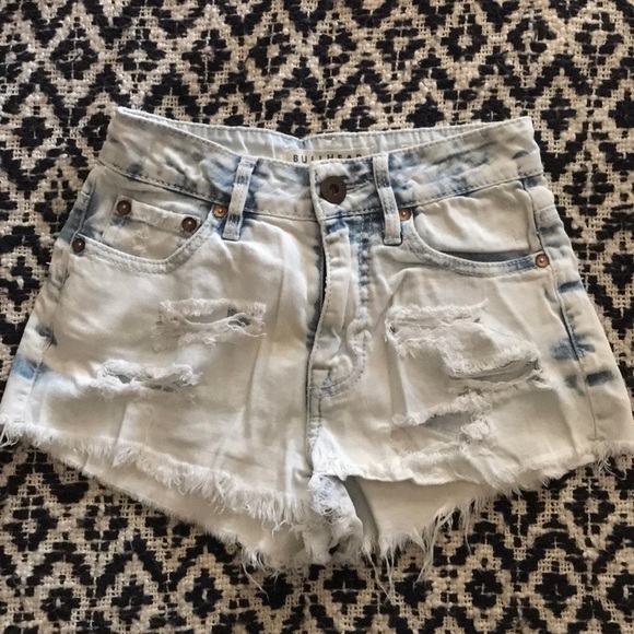 Booty Shorts || - Picture 1 of 4